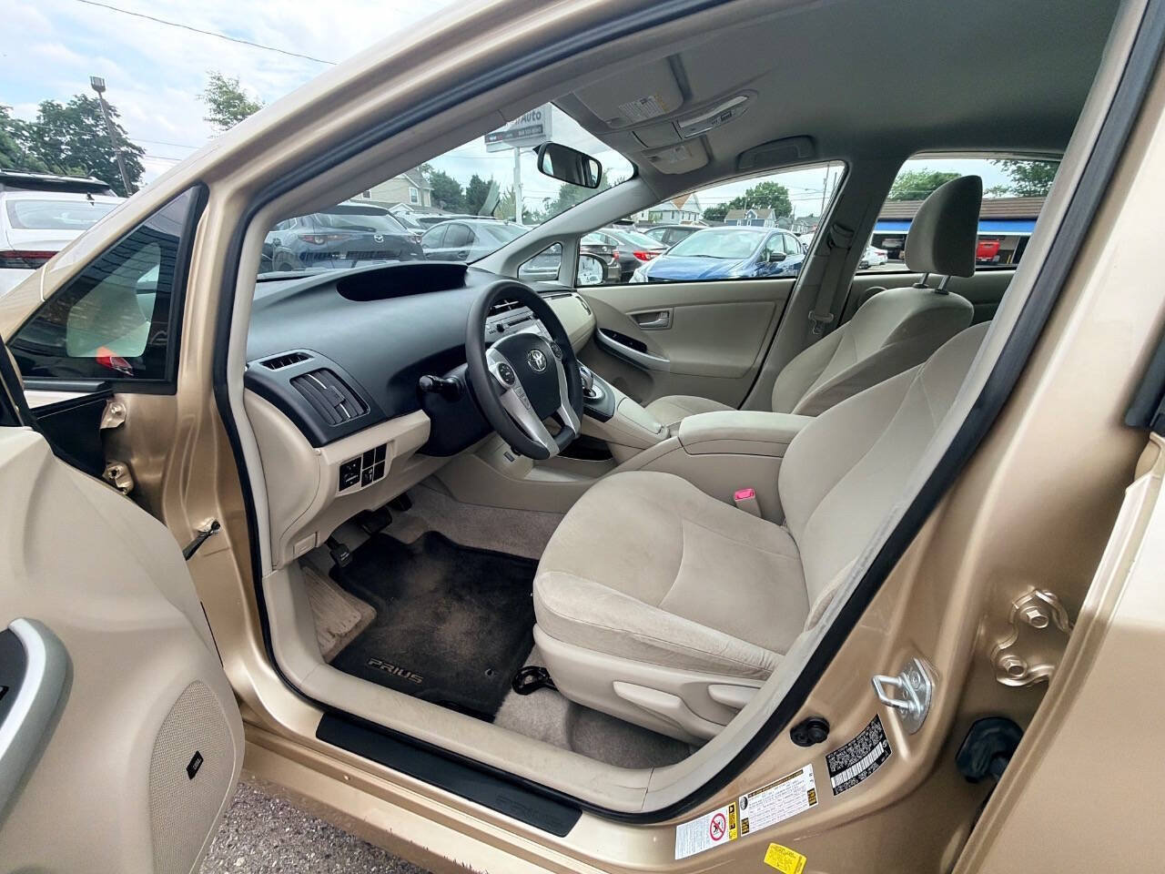 Used 2011 Toyota Prius Three FWD image 44