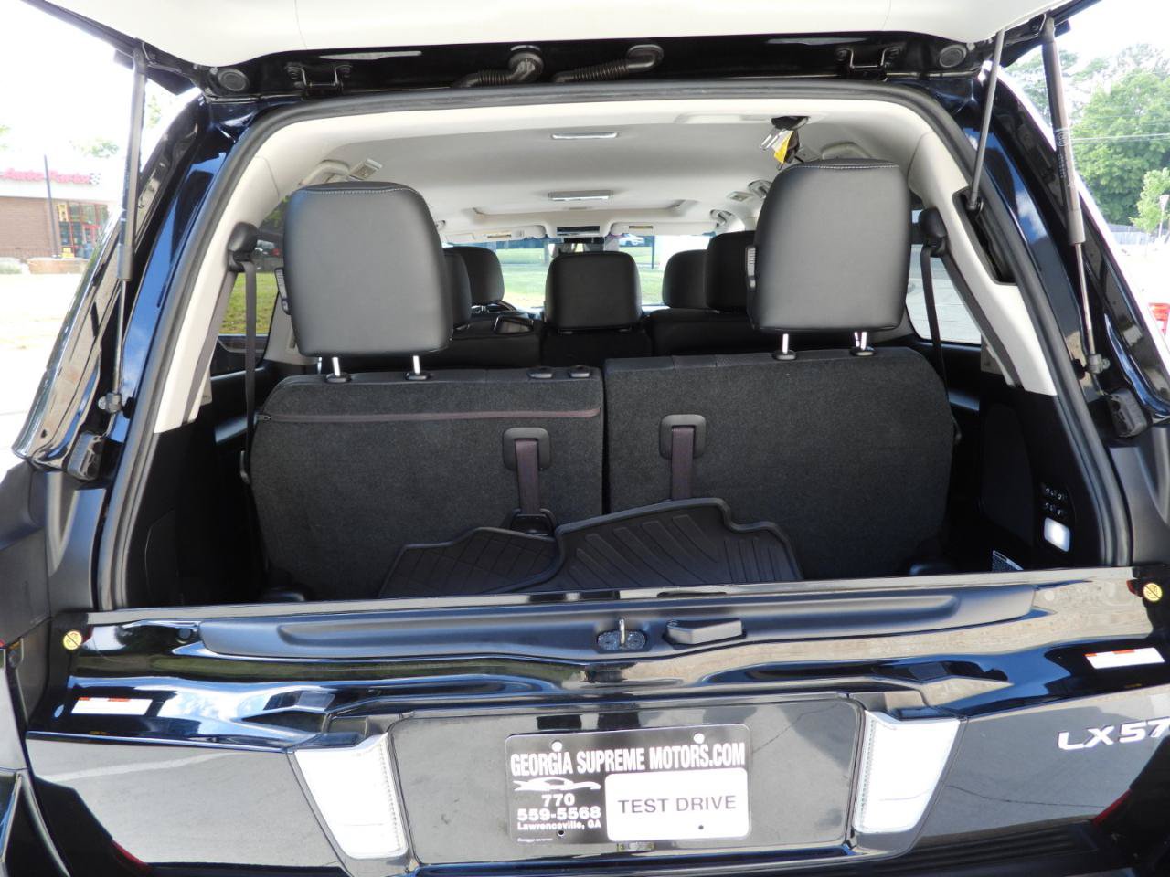 Used 2016 Lexus LX 570 4WD w/ 3rd Row & Luxury Pkg image 60