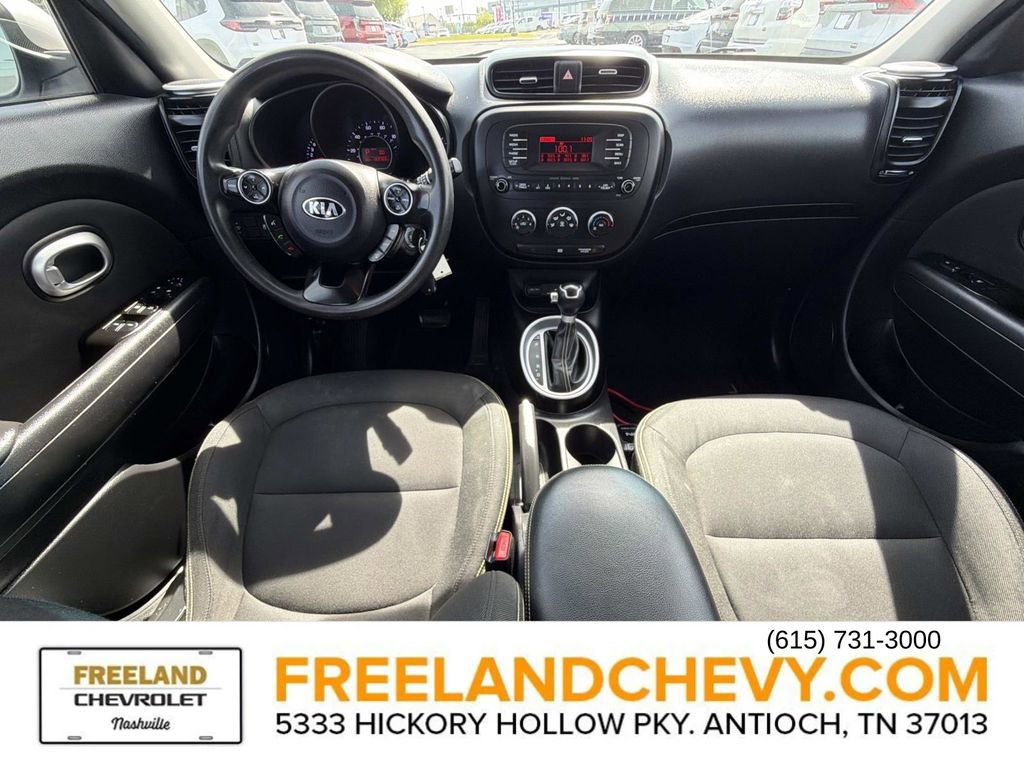 Used 2015 Kia Soul + image 19