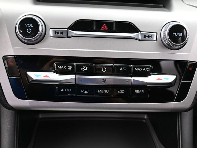 Used 2022 Ford Explorer XLT image 22