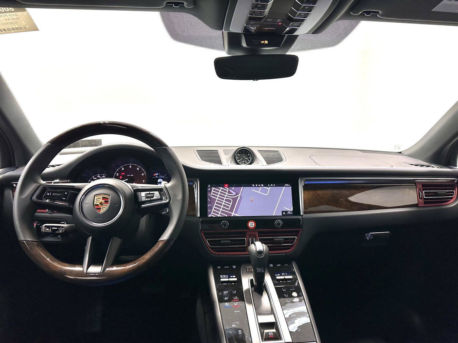 New 2026 Porsche Macan AWD/4WD image 25
