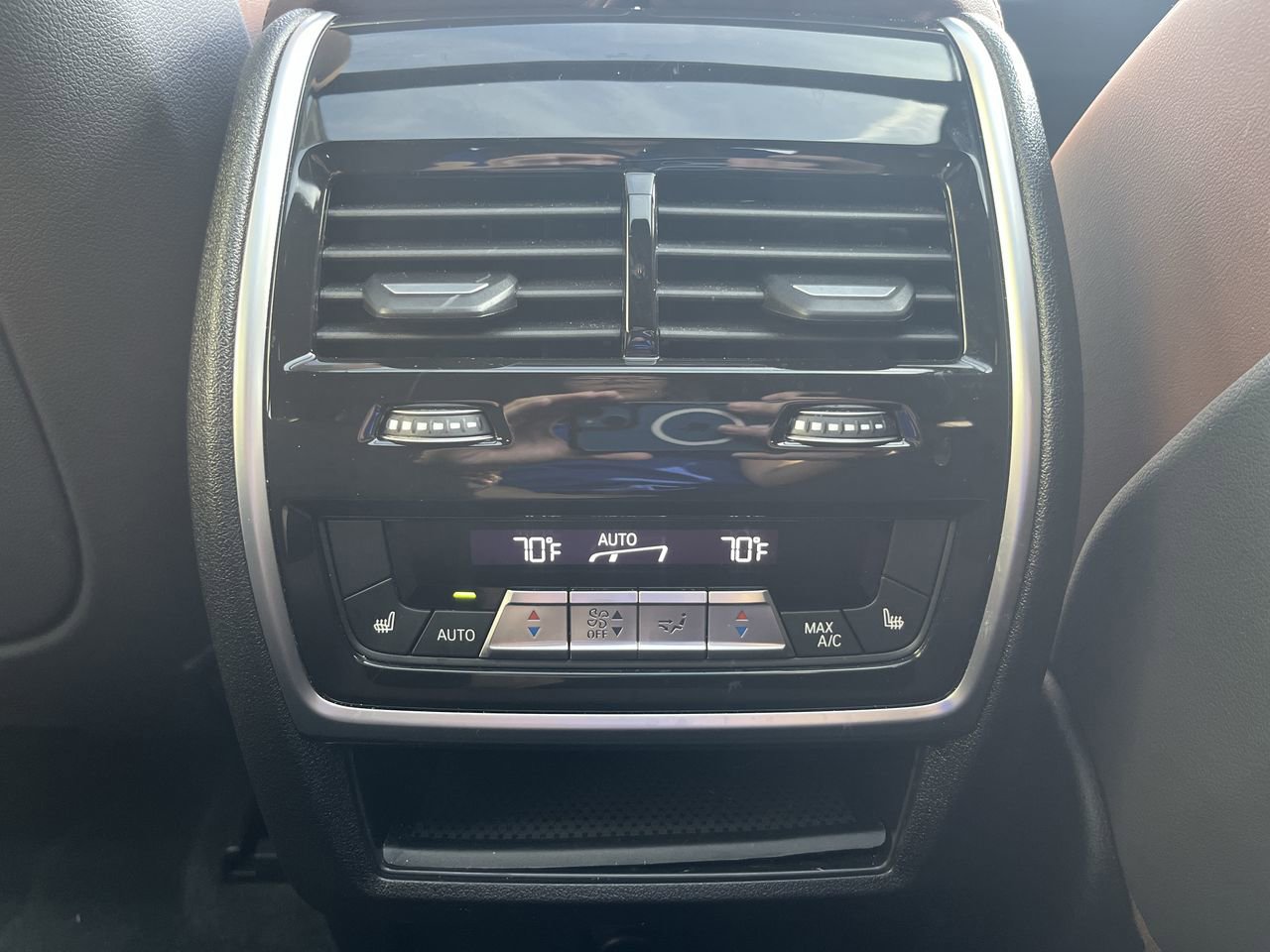 Certified 2026 BMW X6 xDrive40i image 31