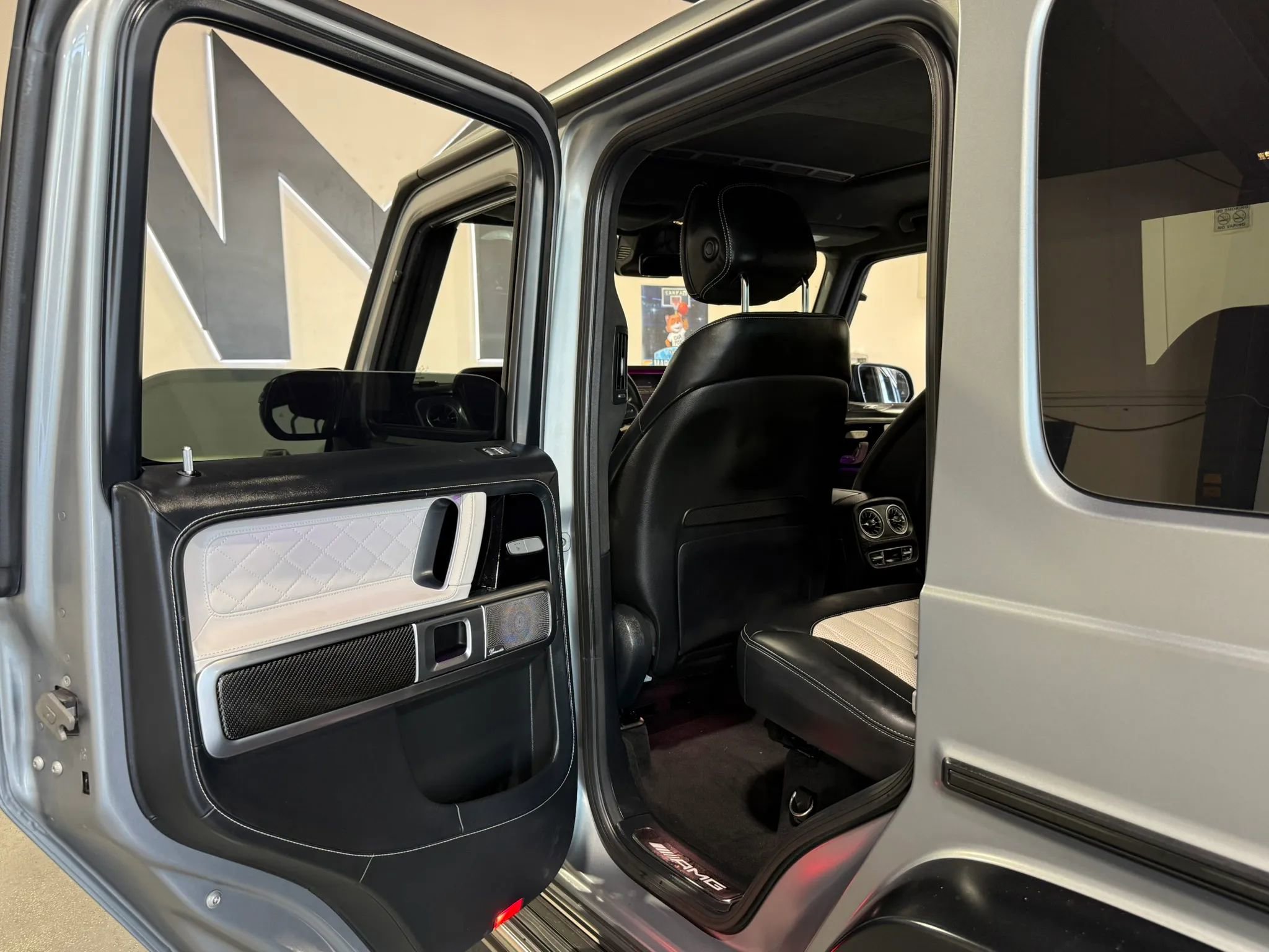 Used 2023 Mercedes-Benz G 63 AMG 4MATIC image 15
