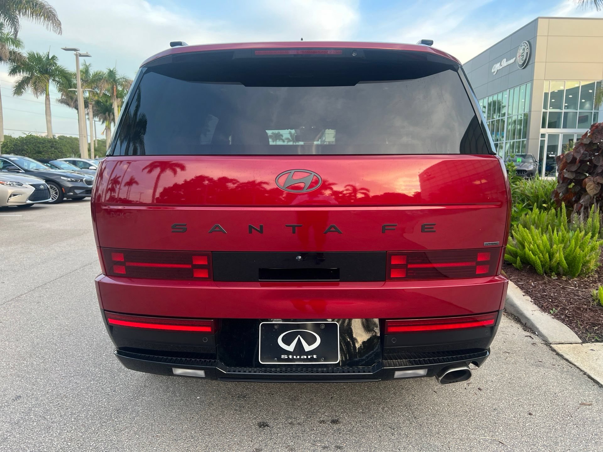 Used 2024 Hyundai Santa Fe Calligraphy AWD/4WD image 6
