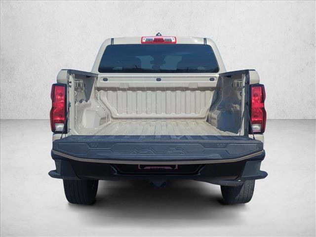Used 2024 Chevrolet Colorado W/T image 7