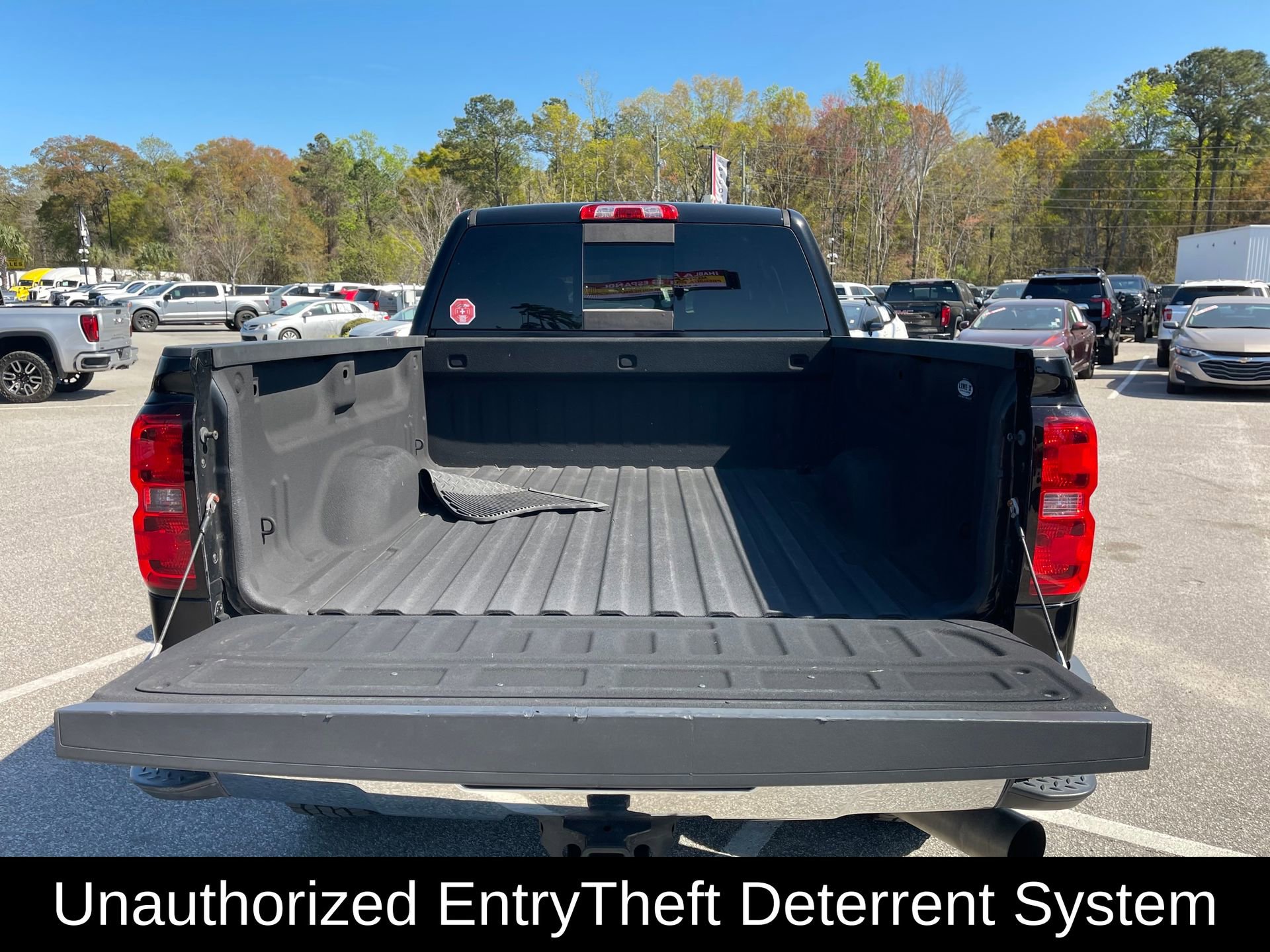 Used 2016 Chevrolet Silverado 2500 LTZ w/ Duramax Plus Package image 23