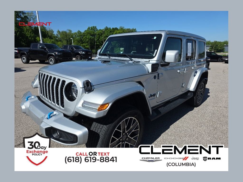 Used 2022 Jeep Wrangler Unlimited Sahara AWD/4WD image 1