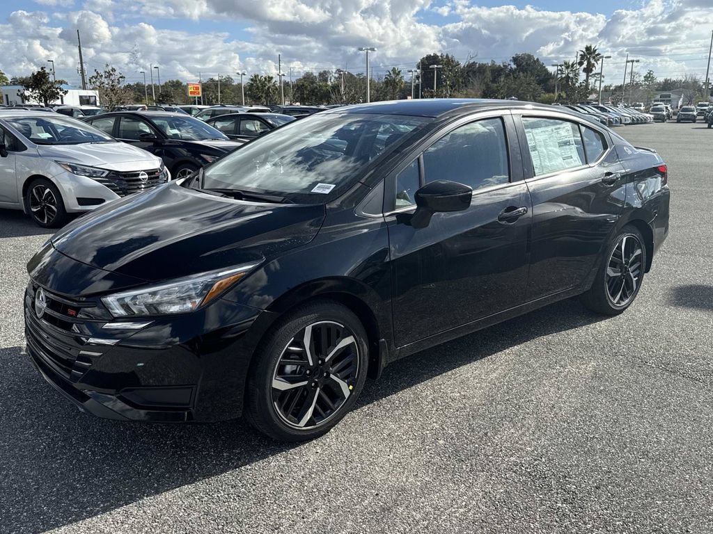 New 2025 Nissan Versa SR w/ Trunk Package FWD image 8