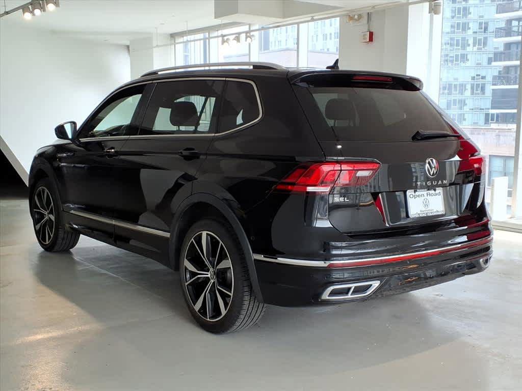 Used 2022 Volkswagen Tiguan SEL R-Line AWD/4WD image 6
