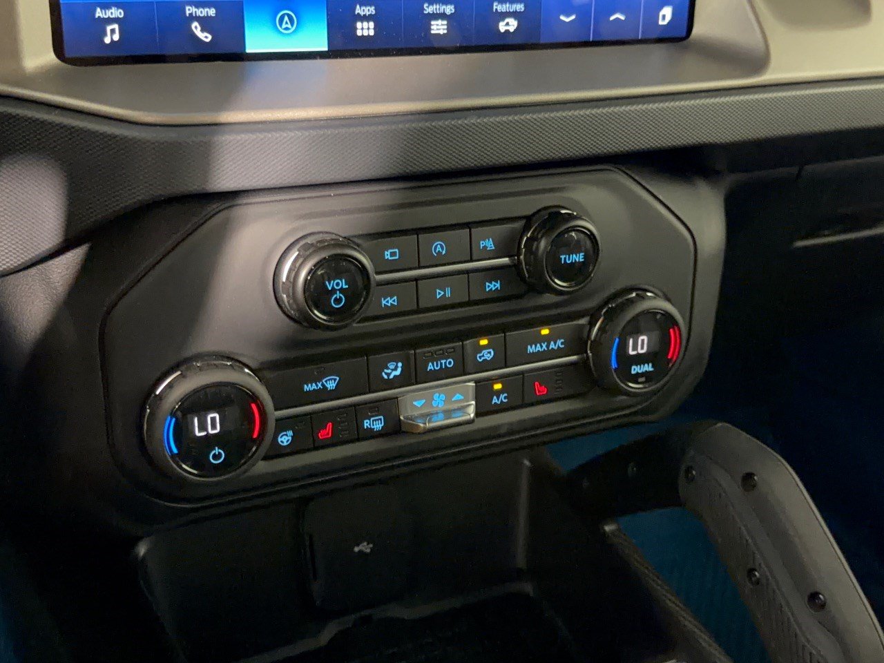 Used 2024 Ford Bronco Raptor w/ Interior Carbon Fiber Pack 6 AWD/4WD image 22