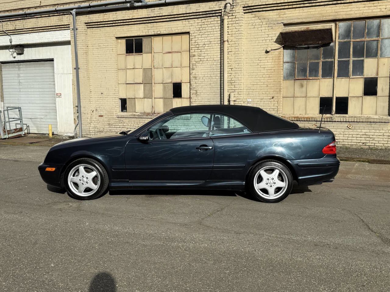 Used 2000 Mercedes-Benz CLK 430 Cabriolet image 5