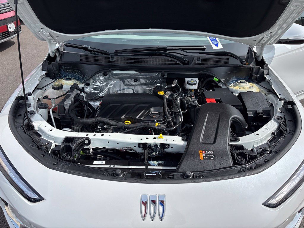 Used 2025 Buick Envista Avenir FWD image 28