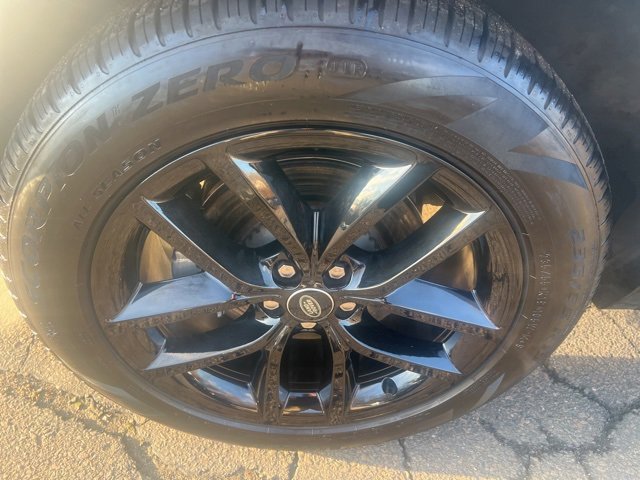 Used 2025 Land Rover Discovery Sport Dynamic SE image 12