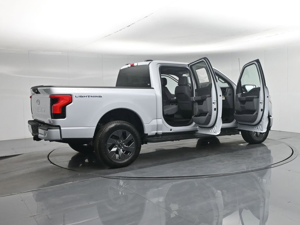 New 2025 Ford F150 Lightning Flash AWD/4WD image 26