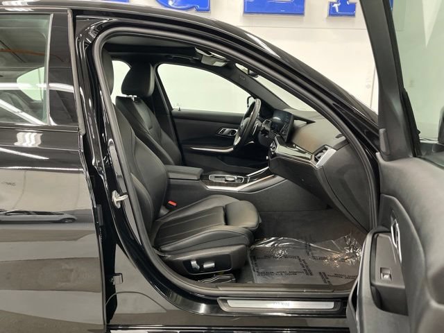 Used 2023 BMW 330i xDrive Sedan w/ Driving Assistance Package AWD/4WD image 11