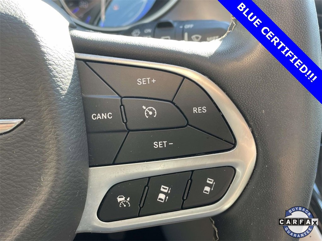 Used 2022 Chrysler Pacifica Touring-L image 21