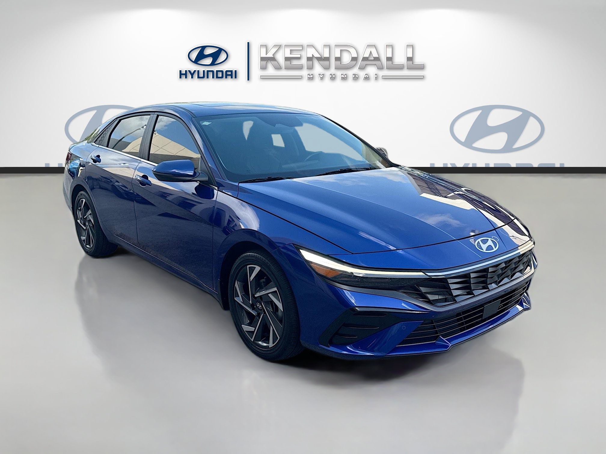 Used 2024 Hyundai Elantra Limited FWD image 1