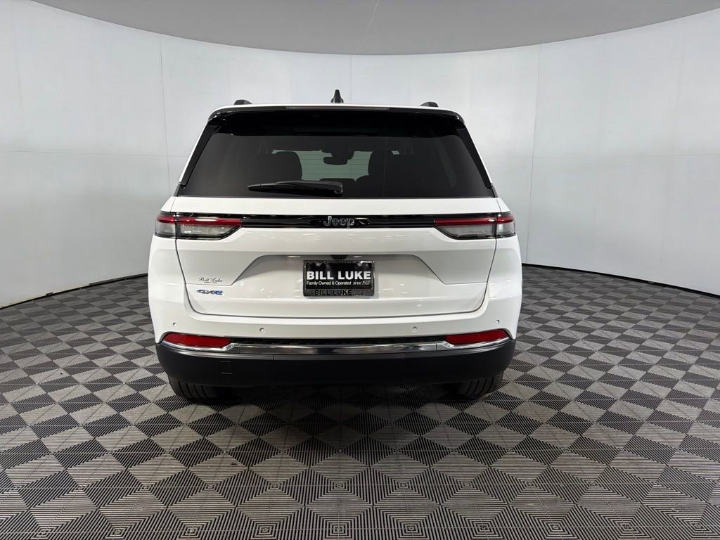 Certified 2022 Jeep Grand Cherokee Limited 4xe image 8