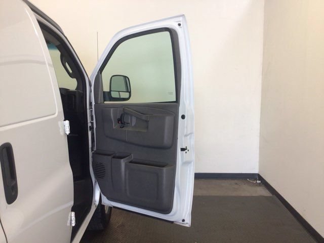 Used 2020 Chevrolet Express 2500 Extended w/ Driver Convenience Package RWD image 7