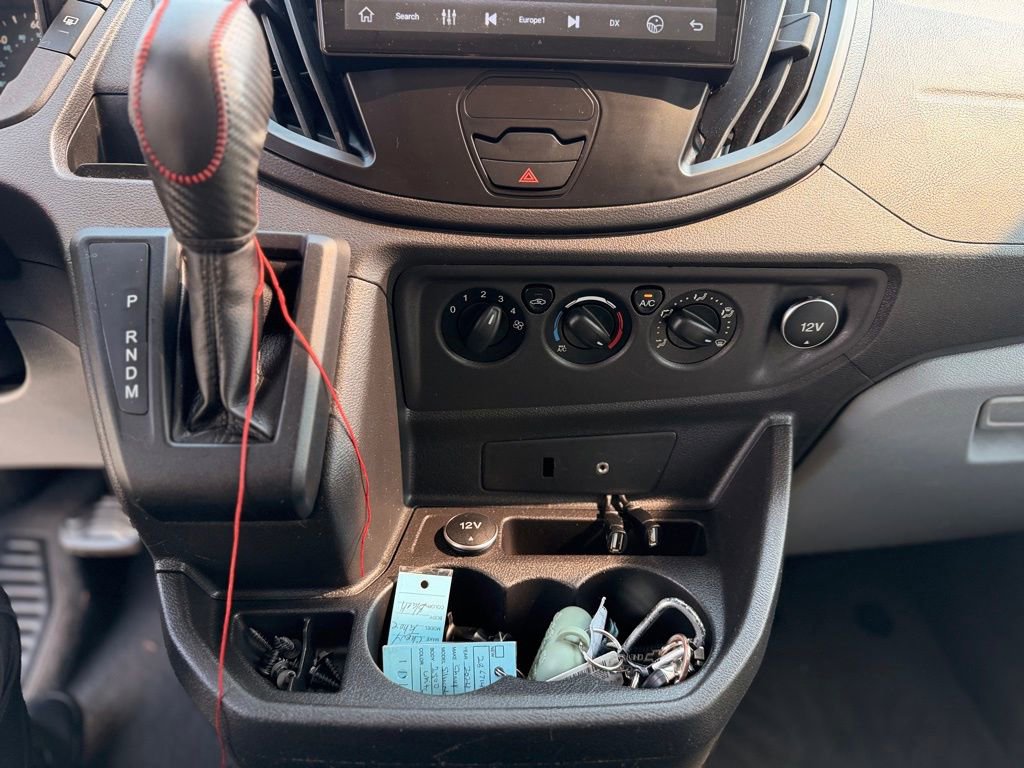 Used 2023 Ford Transit 350 XLT image 39