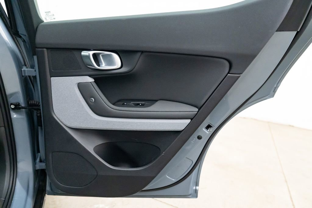 Used 2024 Polestar Polestar 2 image 29