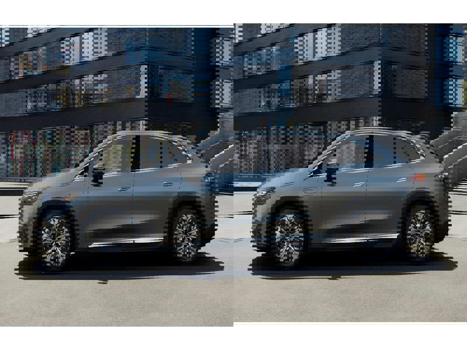 New 2026 Mercedes-Benz EQE 320 4MATIC SUV image 34