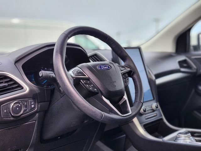 Used 2022 Ford Edge SEL w/ Convenience Package image 19
