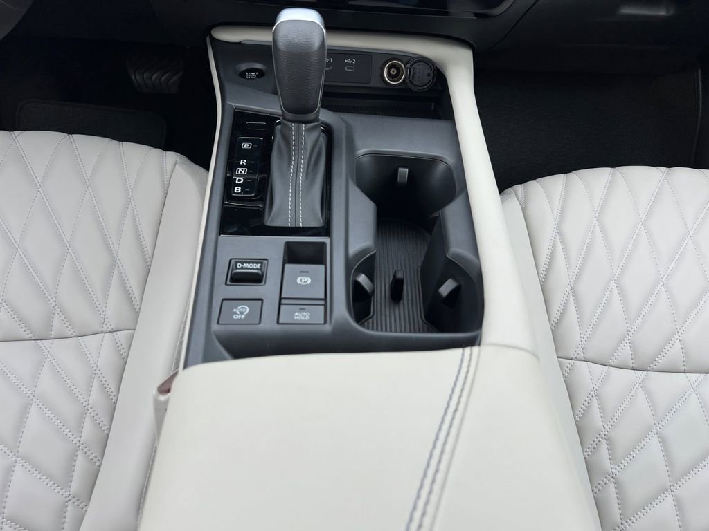 New 2026 Nissan Sentra SL w/ Floor Mat Package image 11