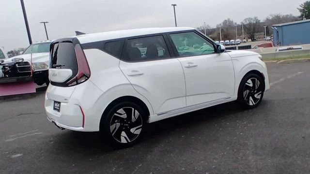 Certified 2023 Kia Soul GT-Line FWD image 3