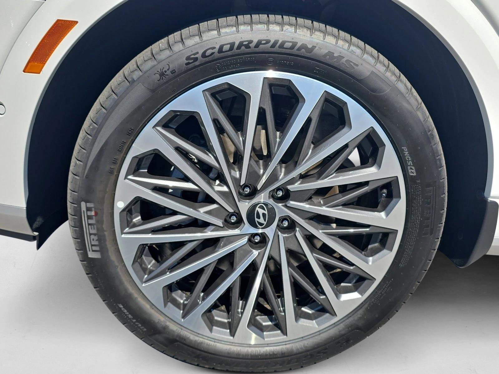 New 2026 Hyundai Palisade Calligraphy FWD image 10