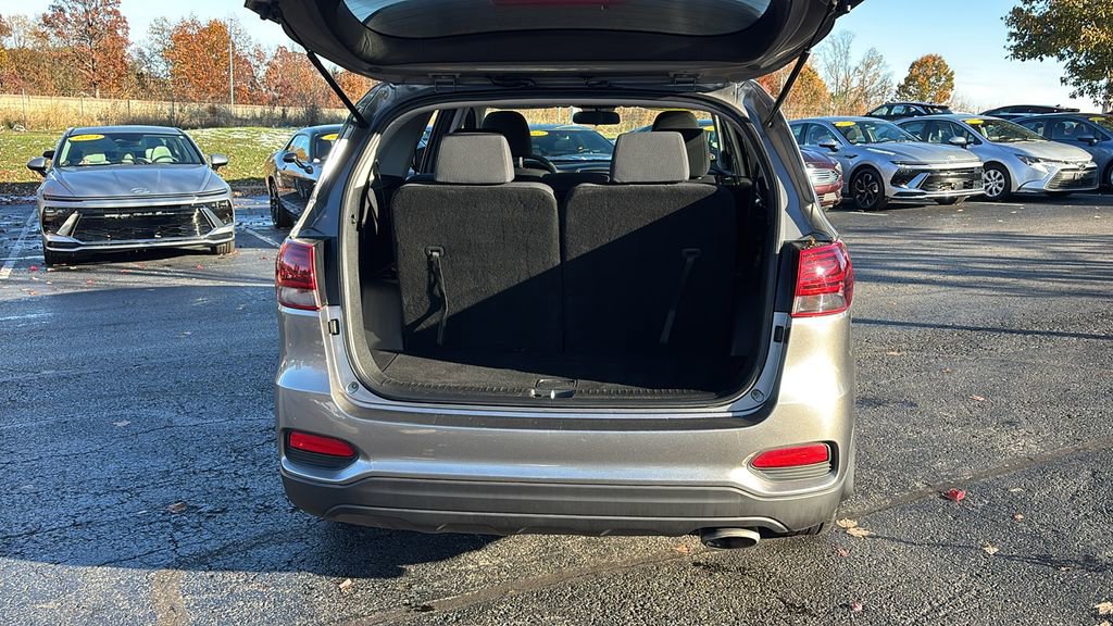 Used 2019 Kia Sorento LX image 32