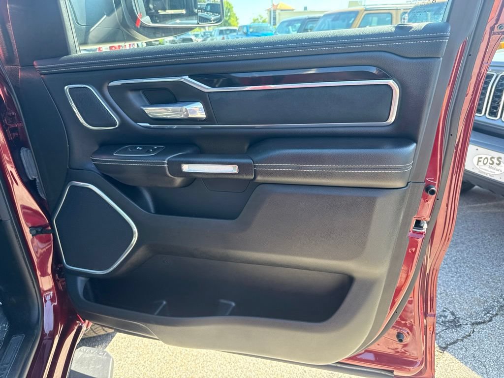 Used 2021 RAM 1500 Laramie AWD/4WD image 30