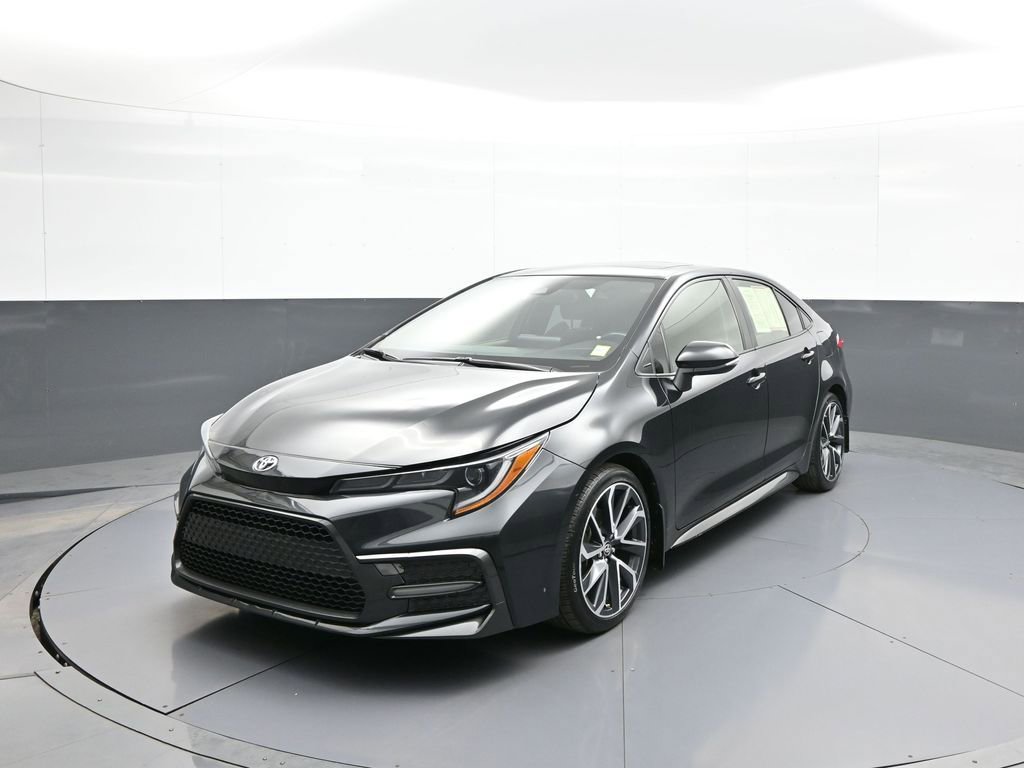 Certified 2022 Toyota Corolla SE w/ SE Premium Package image 1