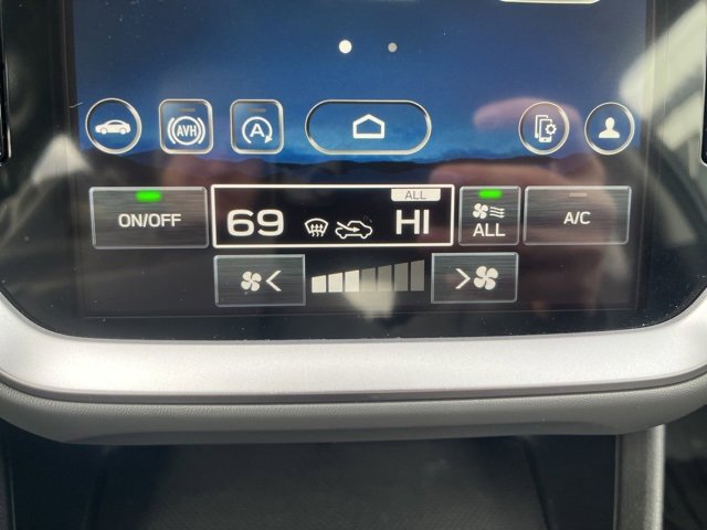 Used 2025 Subaru Crosstrek 2.5i Premium image 32