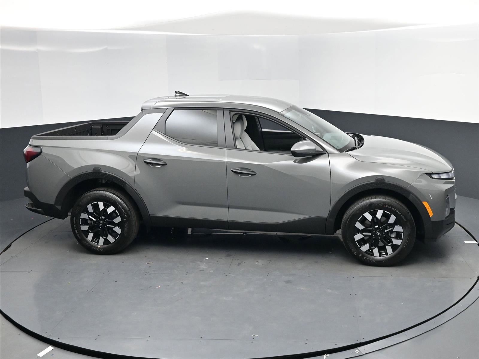 New 2026 Hyundai Santa Cruz SE image 7