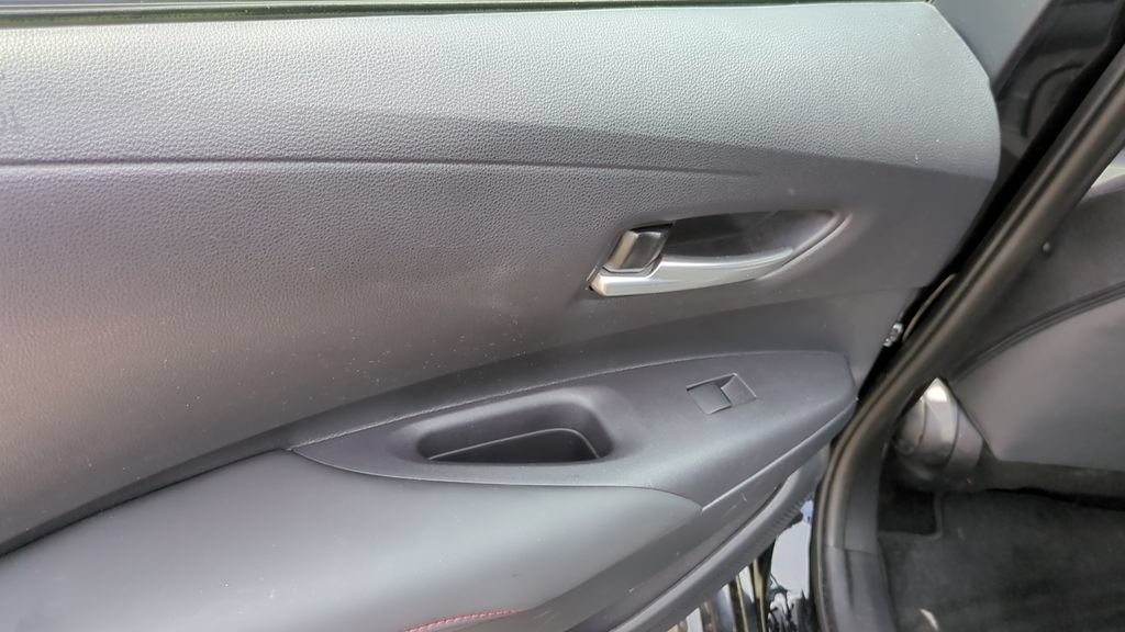 Used 2024 Toyota Corolla SE FWD image 15