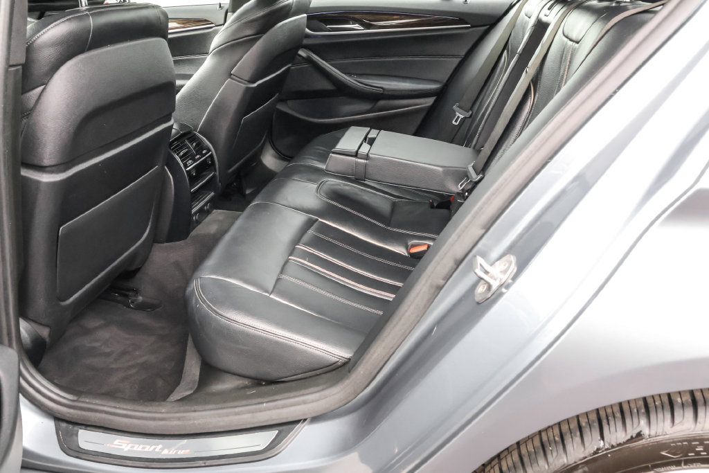 Used 2019 BMW 530i xDrive w/ Convenience Package AWD/4WD image 29
