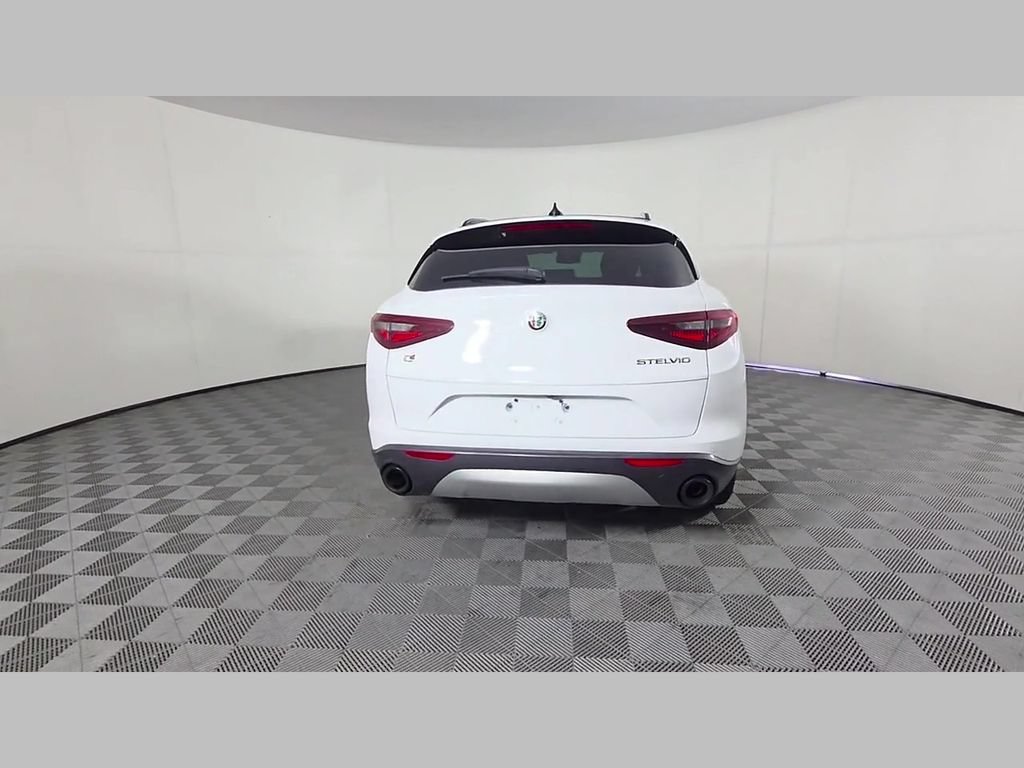 Used 2023 Alfa Romeo Stelvio Ti AWD/4WD image 41