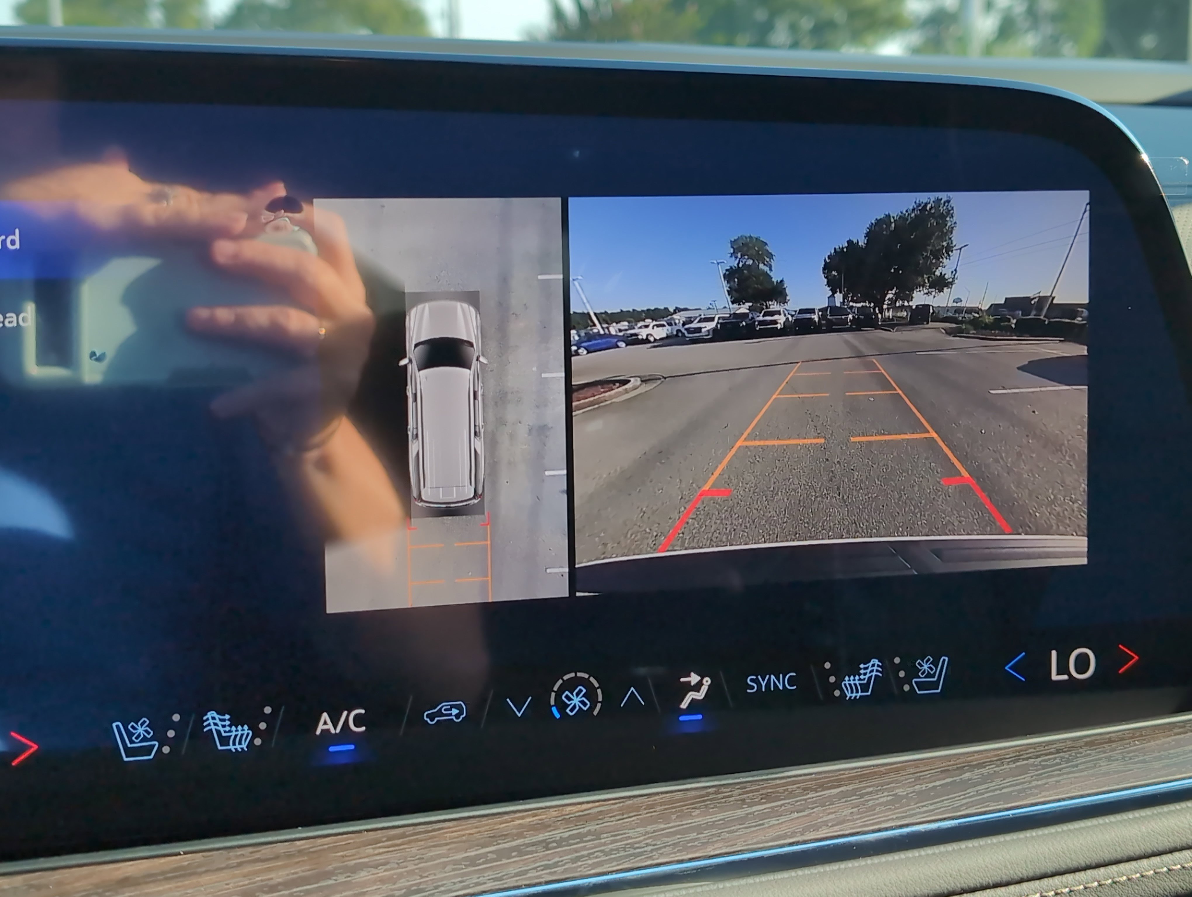 New 2025 Chevrolet Suburban Premier w/ Sun And Tow Package image 16