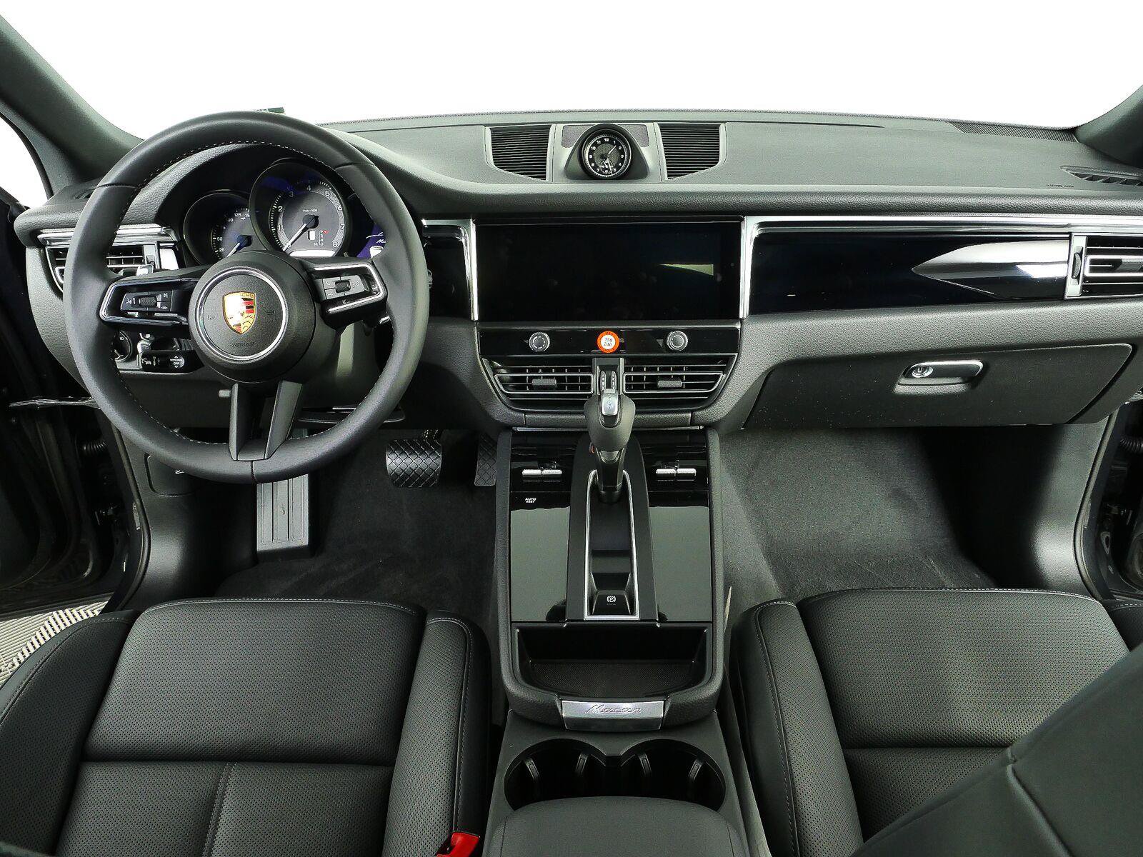 New 2026 Porsche Macan Turbo AWD/4WD image 18