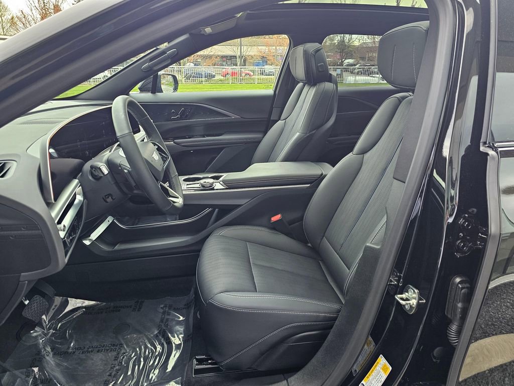 Used 2025 Cadillac Lyriq Sport image 20