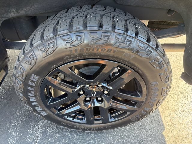 Used 2024 Chevrolet Silverado 1500 LT Trail Boss w/ LT Trail Boss Premium Package AWD/4WD image 27