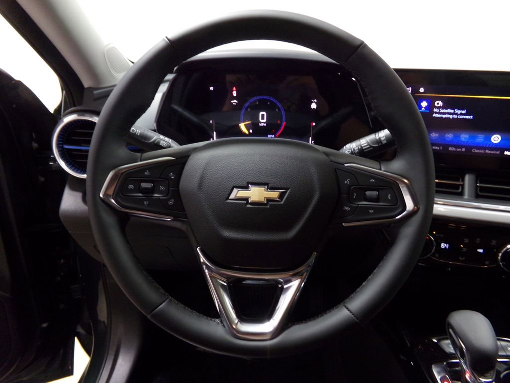 New 2025 Chevrolet Trax LT w/ Driver Confidence Package image 21