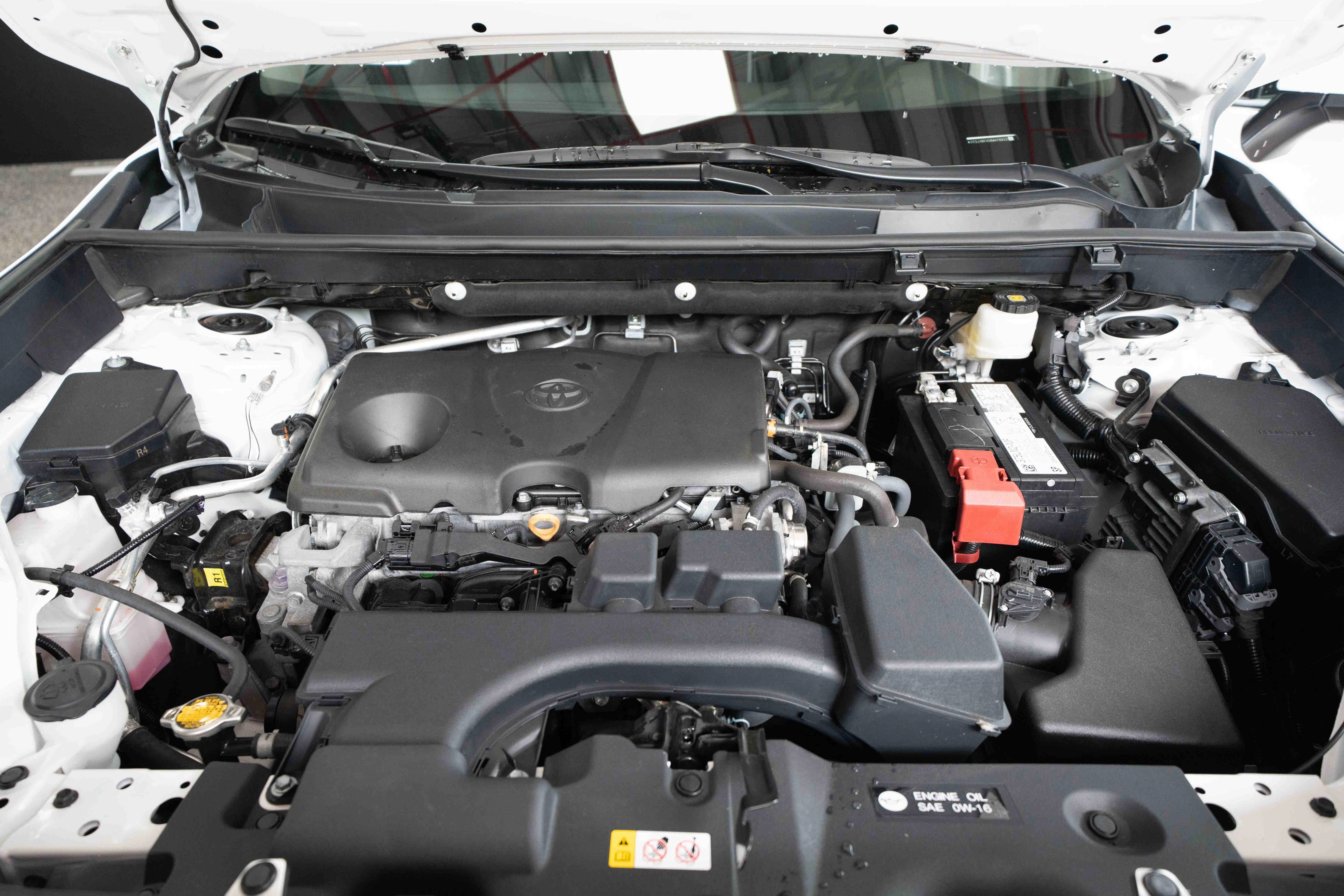 Used 2024 Toyota RAV4 Adventure AWD/4WD image 31