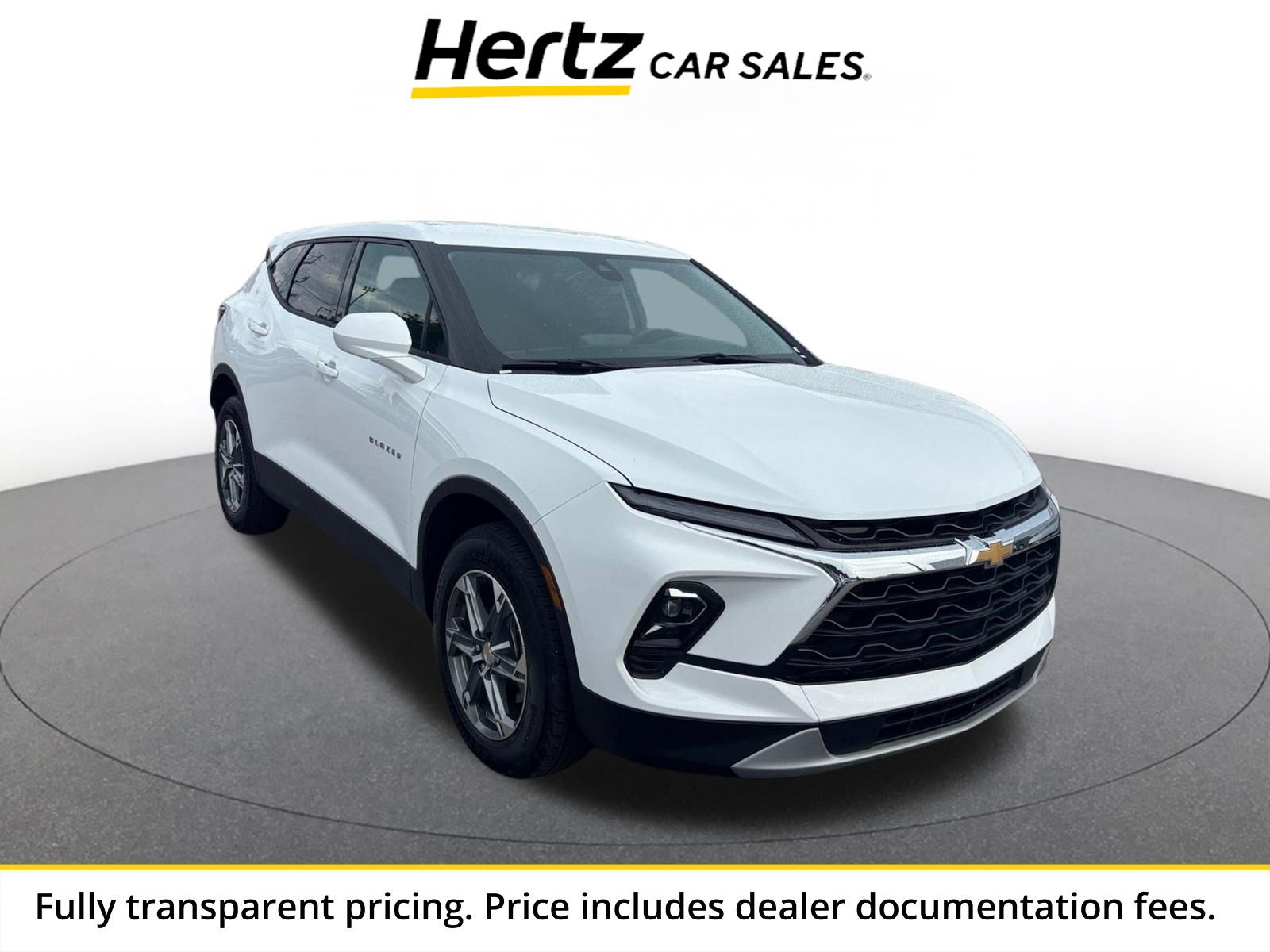 Used 2026 Chevrolet Blazer LT FWD image 1