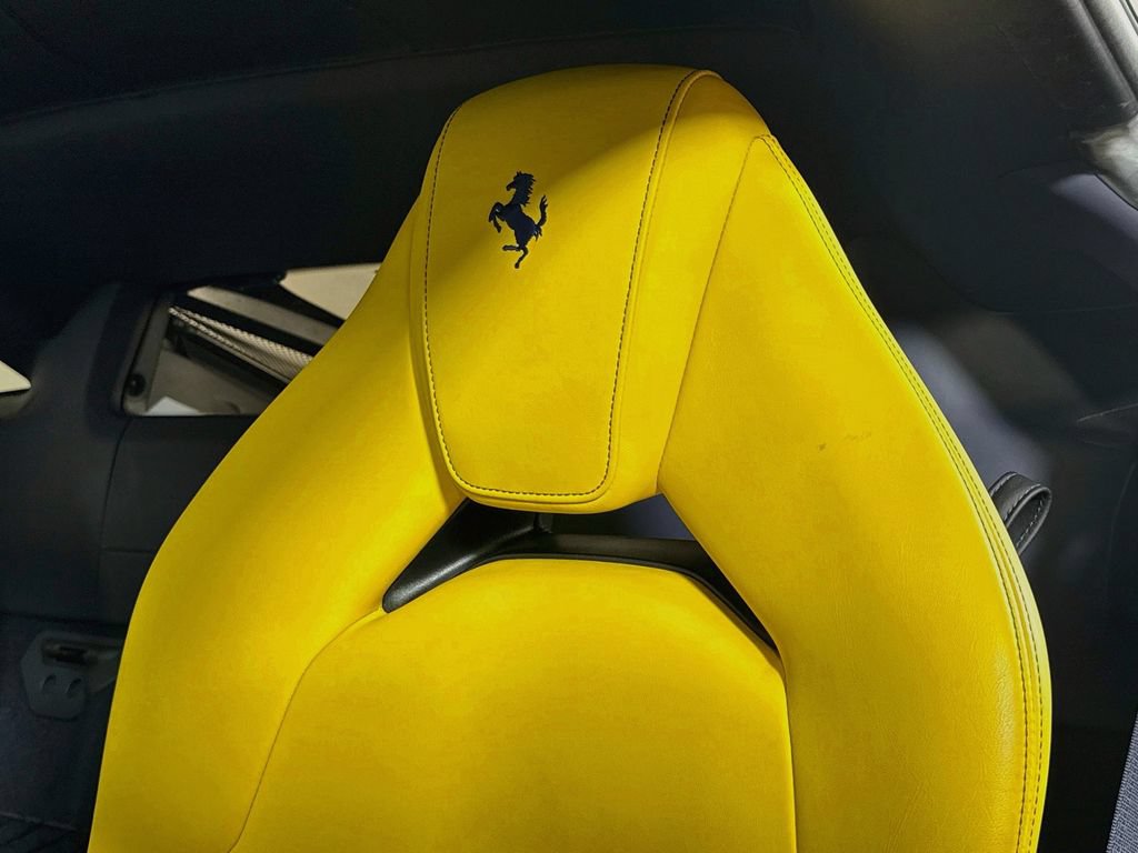 Used 2021 Ferrari F8 Tributo RWD image 22