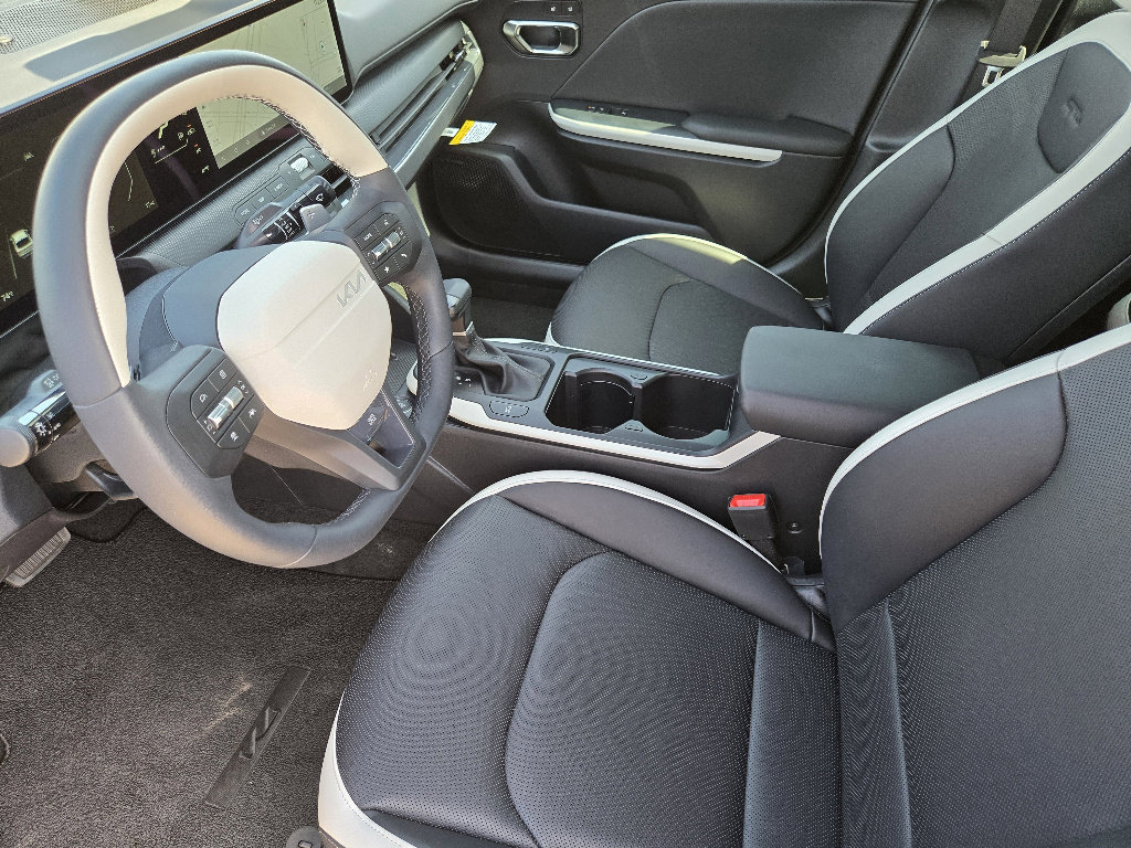 New 2026 Kia K4 GT-Line image 9