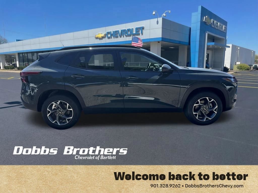 New 2026 Chevrolet Trax LT FWD image 7