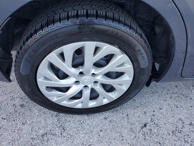 Used 2019 Toyota Corolla LE image 9