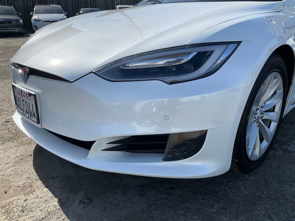 Used 2017 Tesla Model S 75 RWD image 90